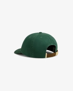 Chapeau avec logo blason