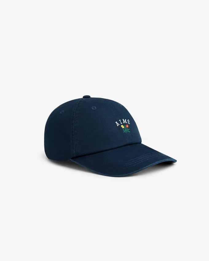 Chapeau avec logo blason