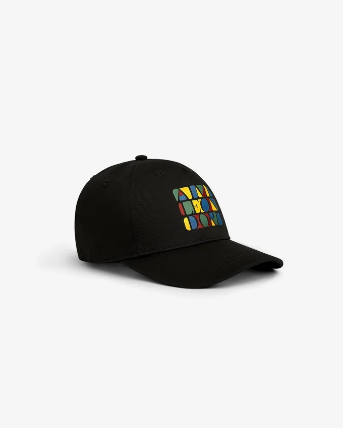 Chapeau à logo superposé