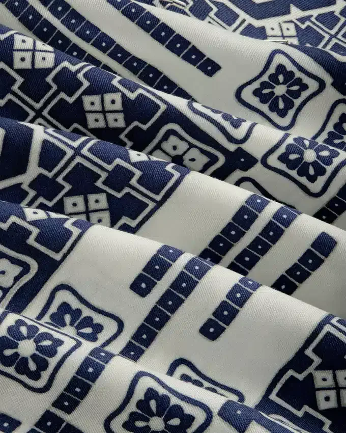 Chemise boutonnée à motif mosaïque