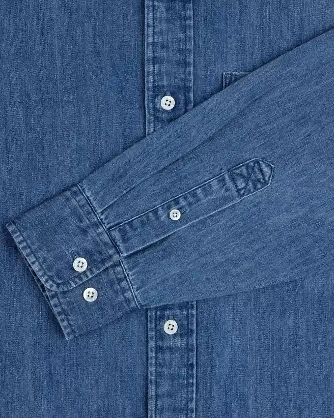 Chemise en chambray avec écusson