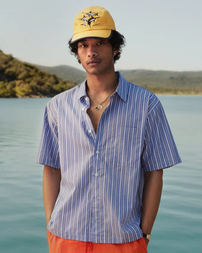 Chemise à rayures teintes dans la masse