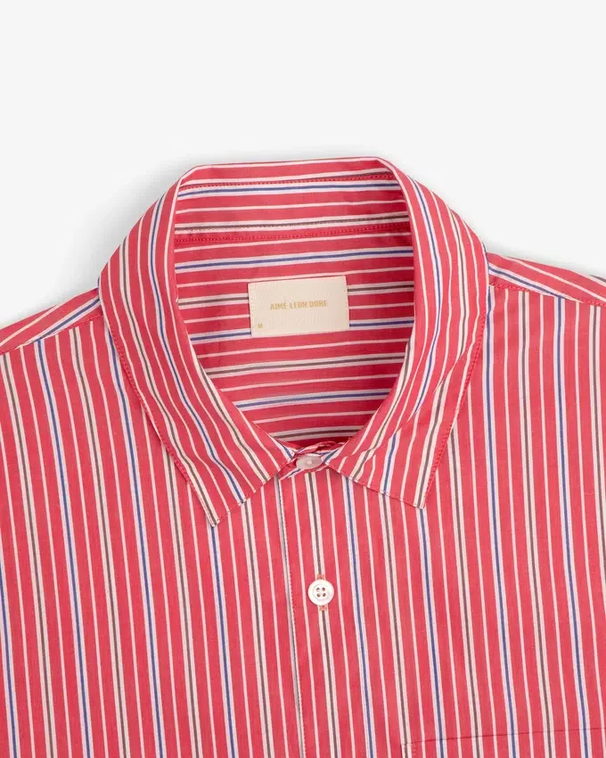 Chemise à rayures teintes dans la masse