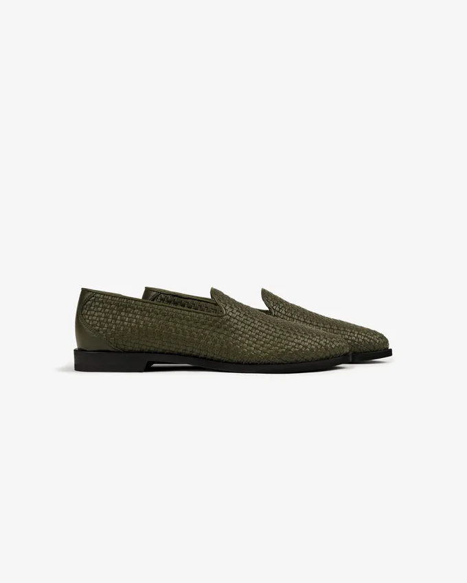 Mocassins en cuir et raphia
