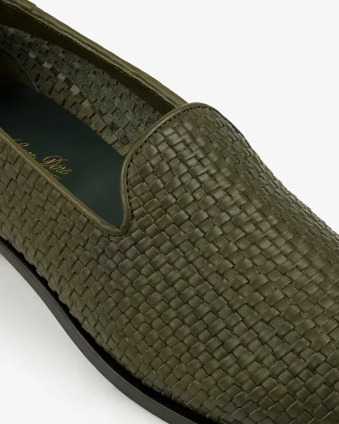 Mocassins en cuir et raphia