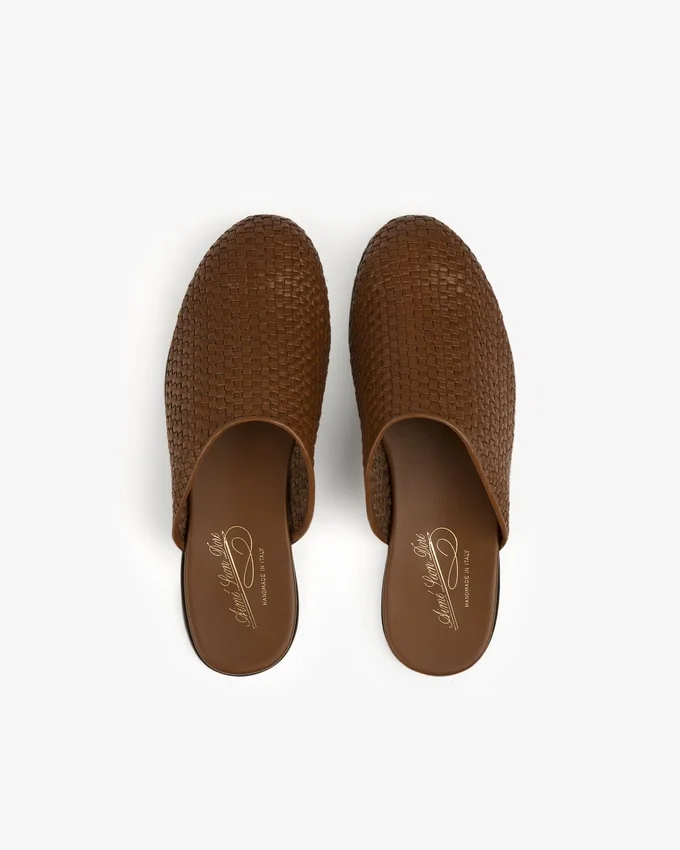 Mules en cuir et raphia