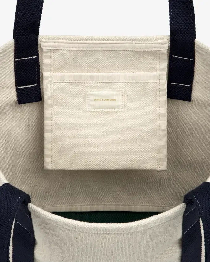 Petit sac fourre-tout avec écusson contrasté