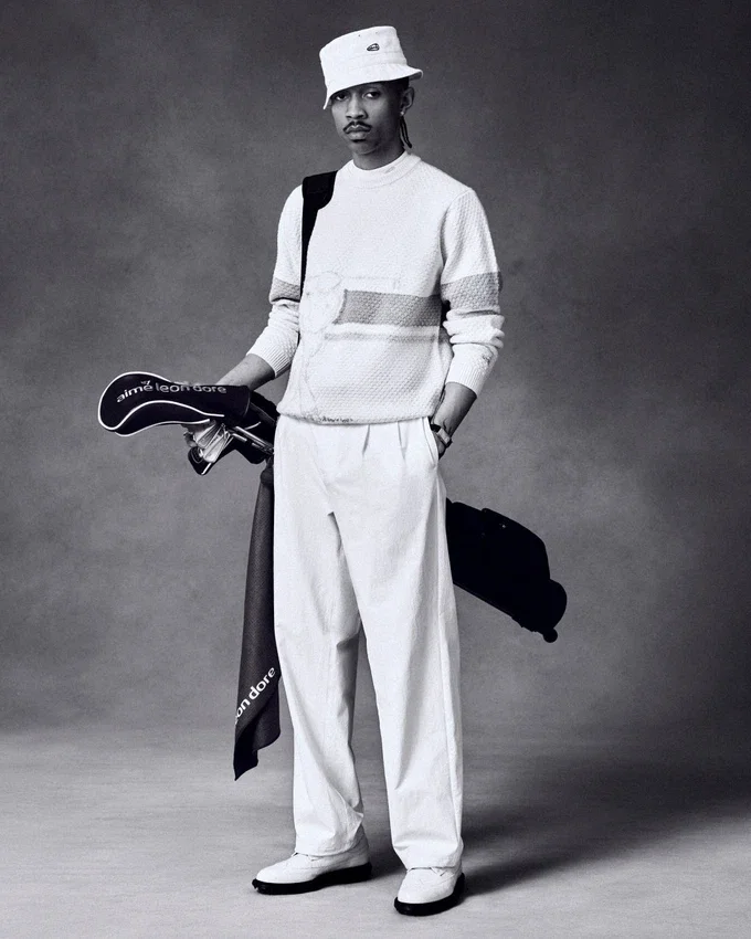 Pull ALD Golf Clubhouse
