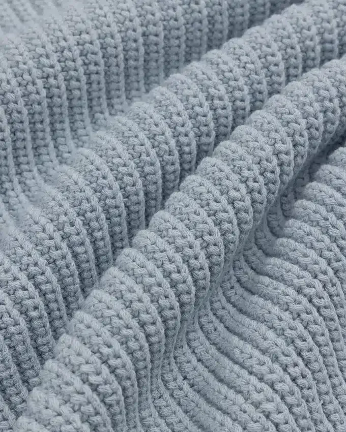 Pull à col rond en denim tricoté