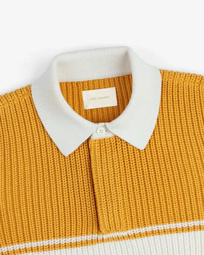 Pull de rugby rayé
