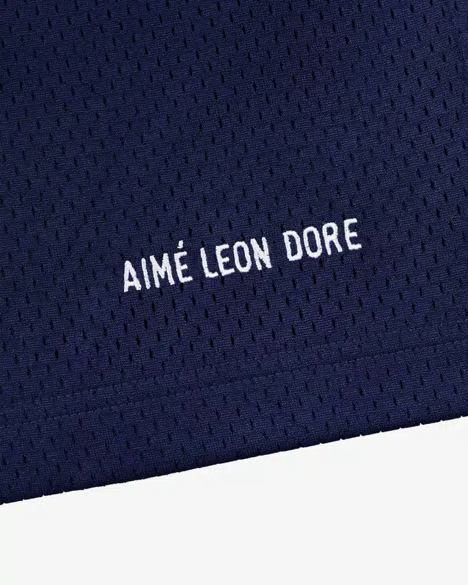 Short de sport avec logo