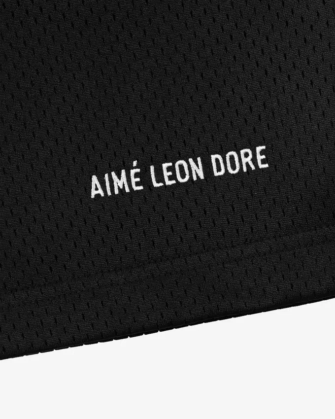 Short de sport avec logo