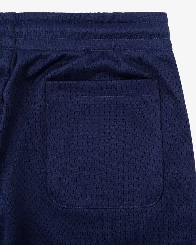 Short de sport avec logo