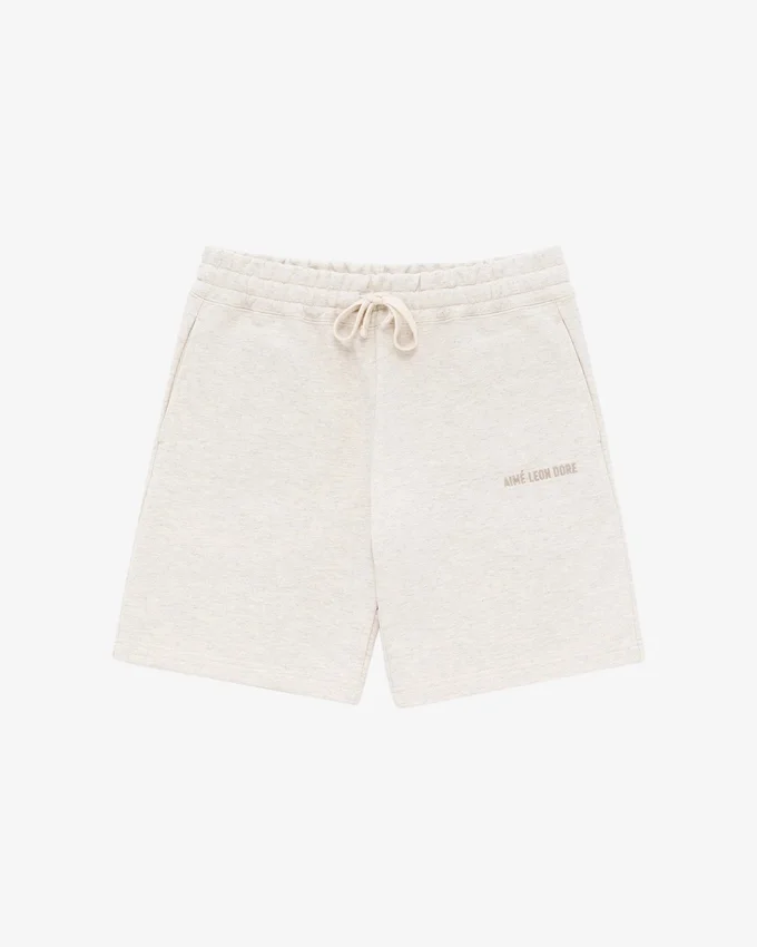 Short de survêtement avec logo ton sur ton