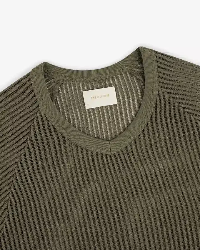 T-shirt à col en V en maille