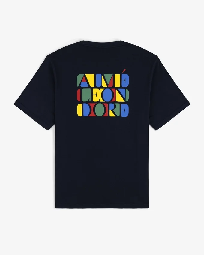 T-shirt à logos superposés