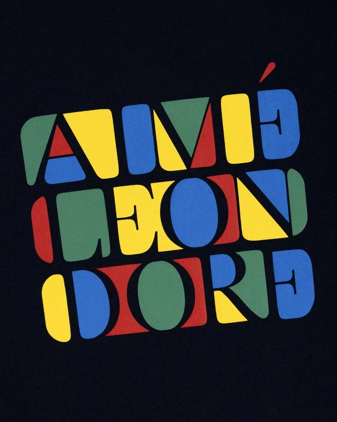 T-shirt à logos superposés