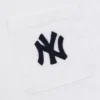 T-shirt à poche « Yankees » brodé au point de chaînette