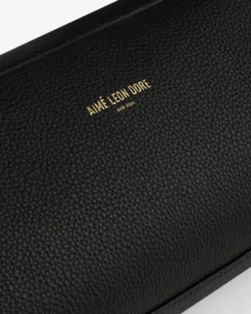 Trousse de voyage en cuir