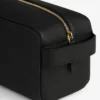 Trousse de voyage en cuir