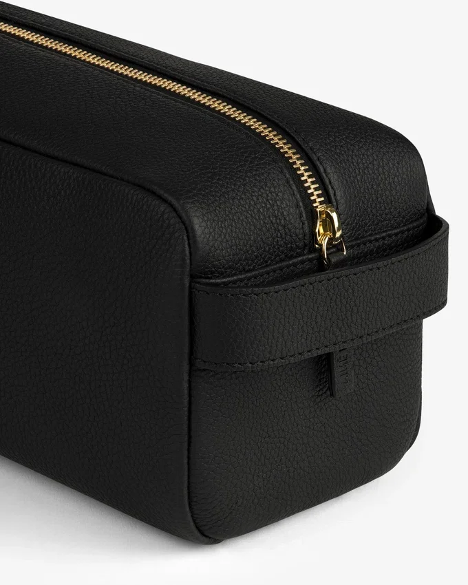 Trousse de voyage en cuir
