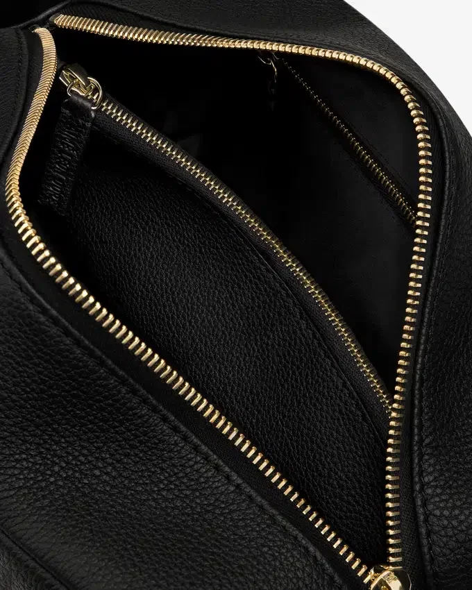 Trousse de voyage en cuir