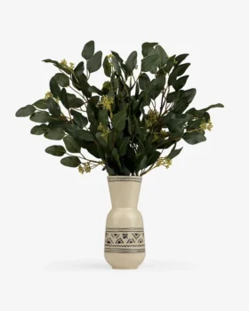 Vase à motifs textiles
