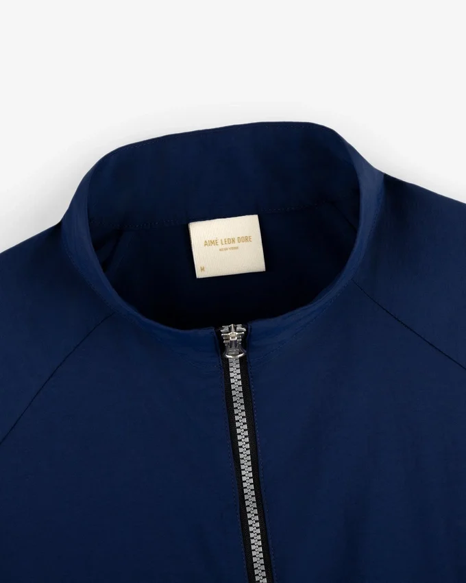 Veste coupe-vent compacte en nylon